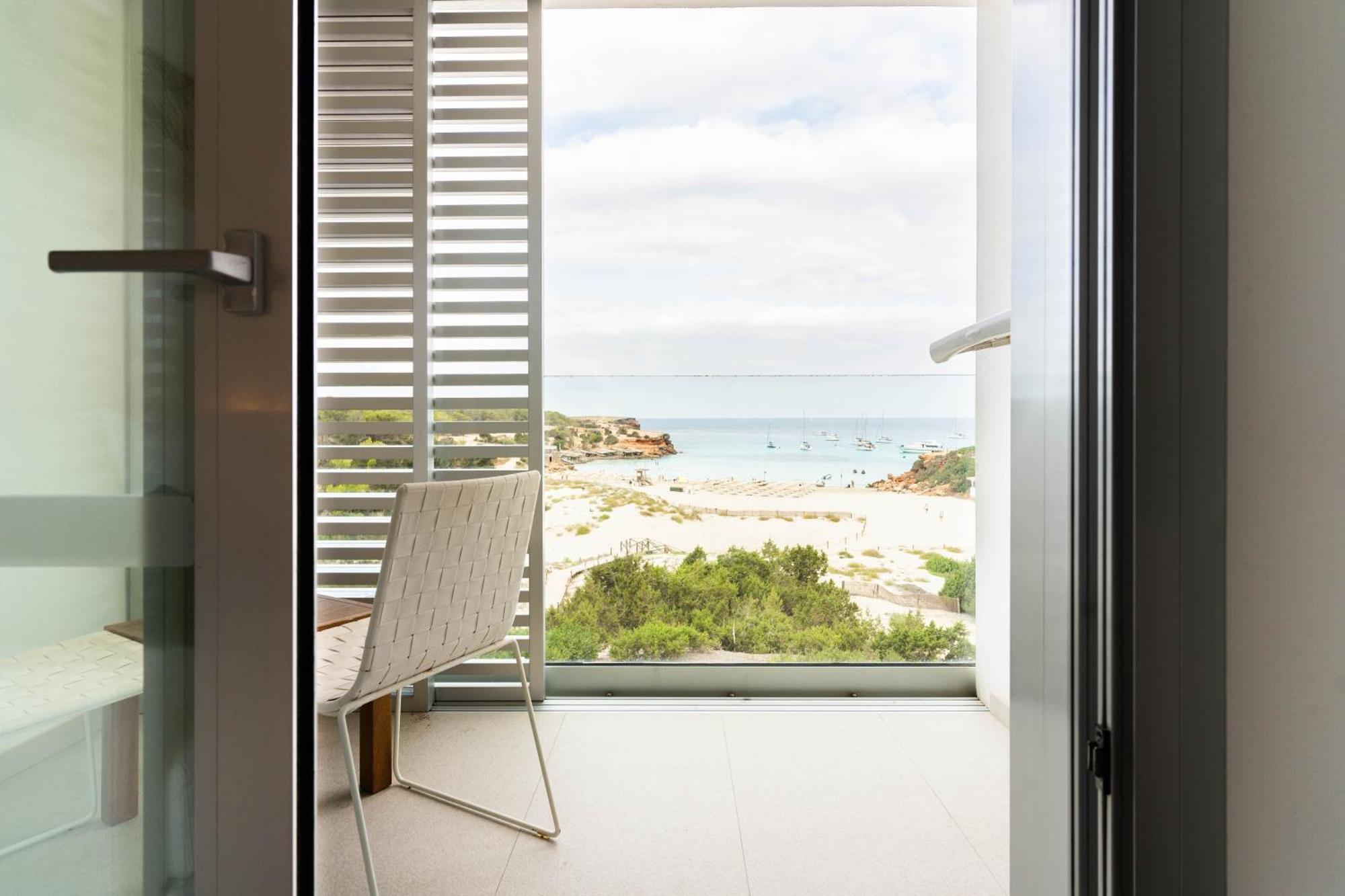 Hotel Cala Saona & Spa Dış mekan fotoğraf