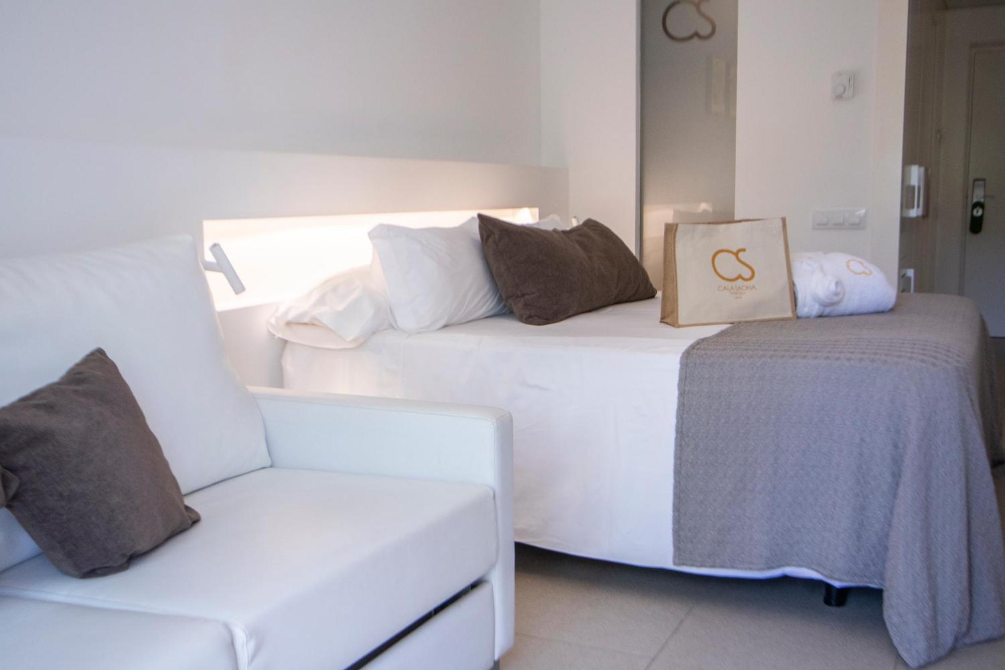 Hotel Cala Saona & Spa Dış mekan fotoğraf