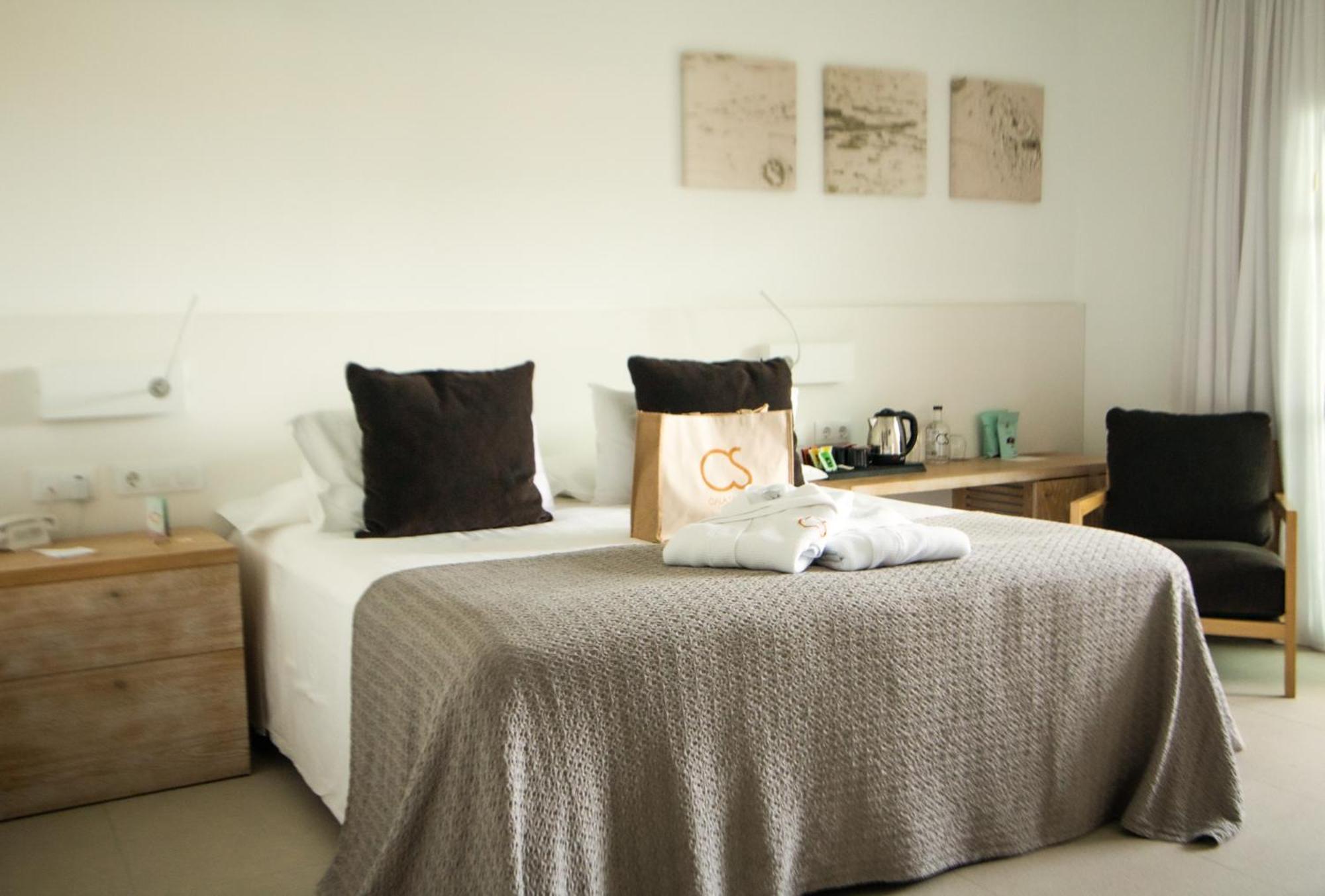 Hotel Cala Saona & Spa Dış mekan fotoğraf