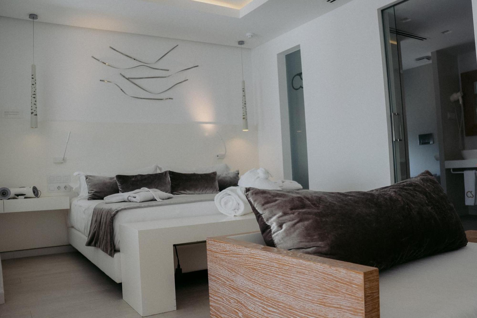 Hotel Cala Saona & Spa Dış mekan fotoğraf