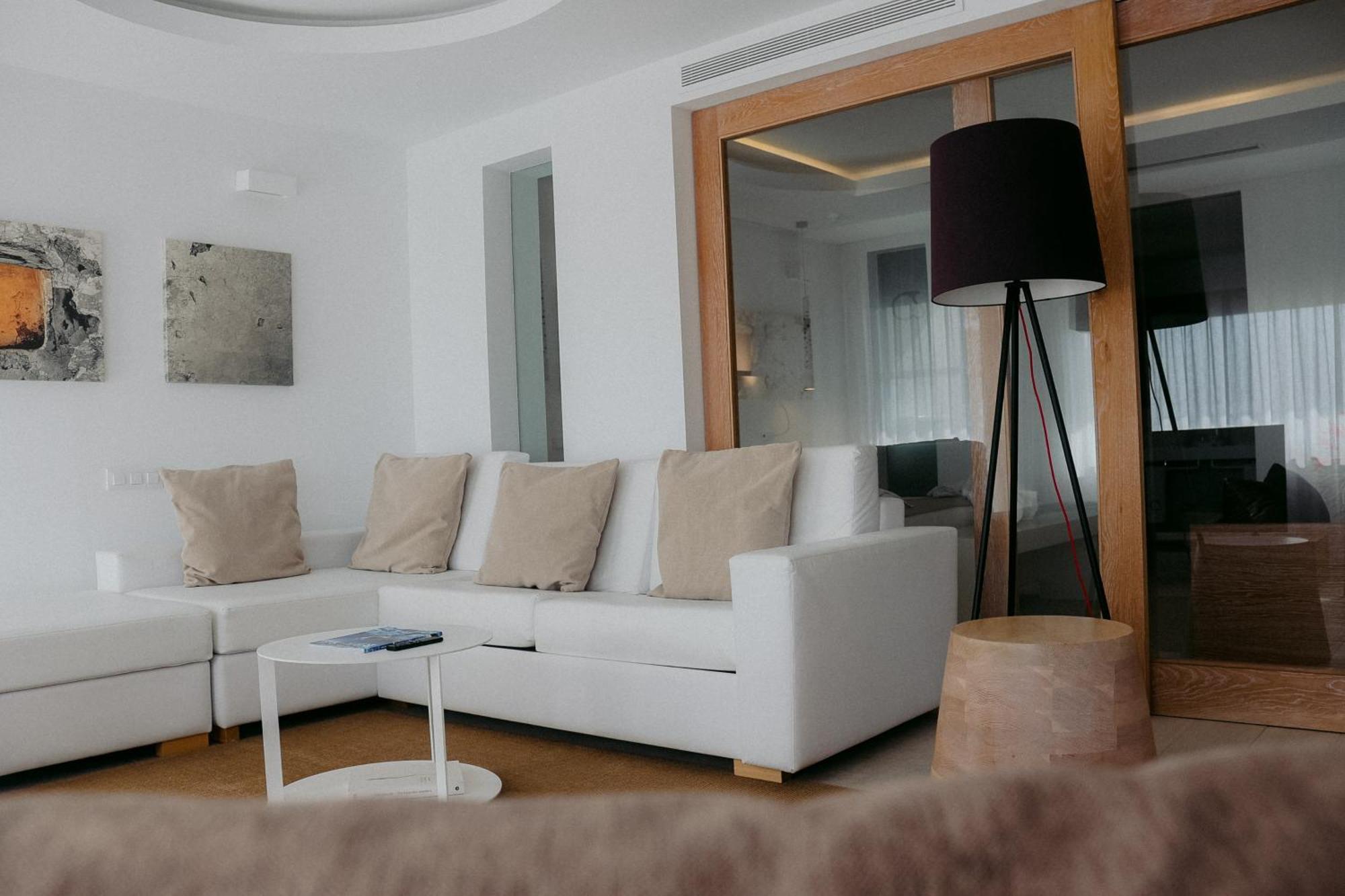 Hotel Cala Saona & Spa Dış mekan fotoğraf