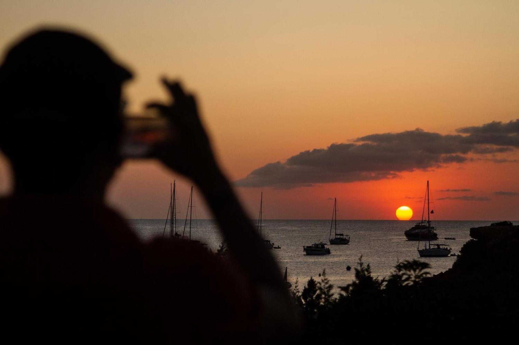 Hotel Cala Saona & Spa Dış mekan fotoğraf