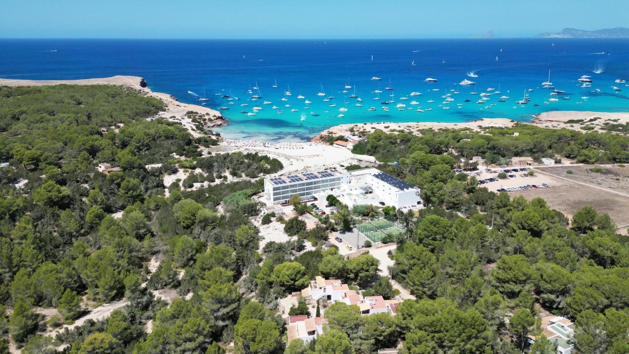 Hotel Cala Saona & Spa Dış mekan fotoğraf
