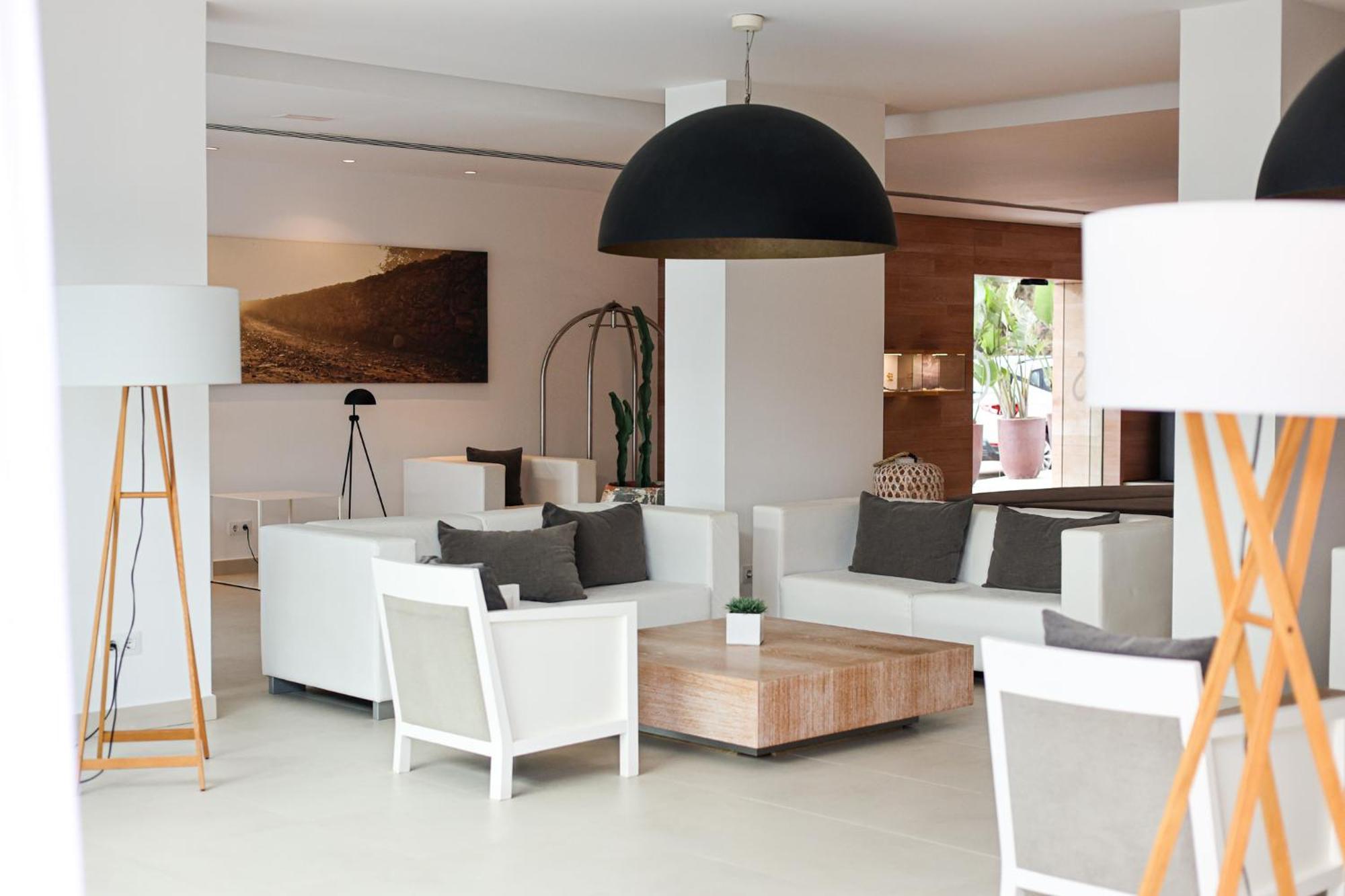 Hotel Cala Saona & Spa Dış mekan fotoğraf